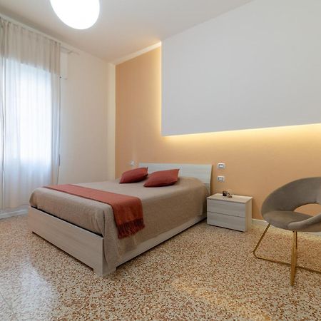 Casa Daura - Your Comfortable Apartment In Bologna - Parking Zewnętrze zdjęcie