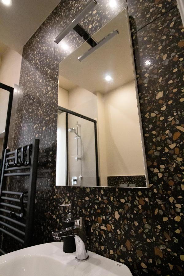 Casa Daura - Your Comfortable Apartment In Bologna - Parking Zewnętrze zdjęcie