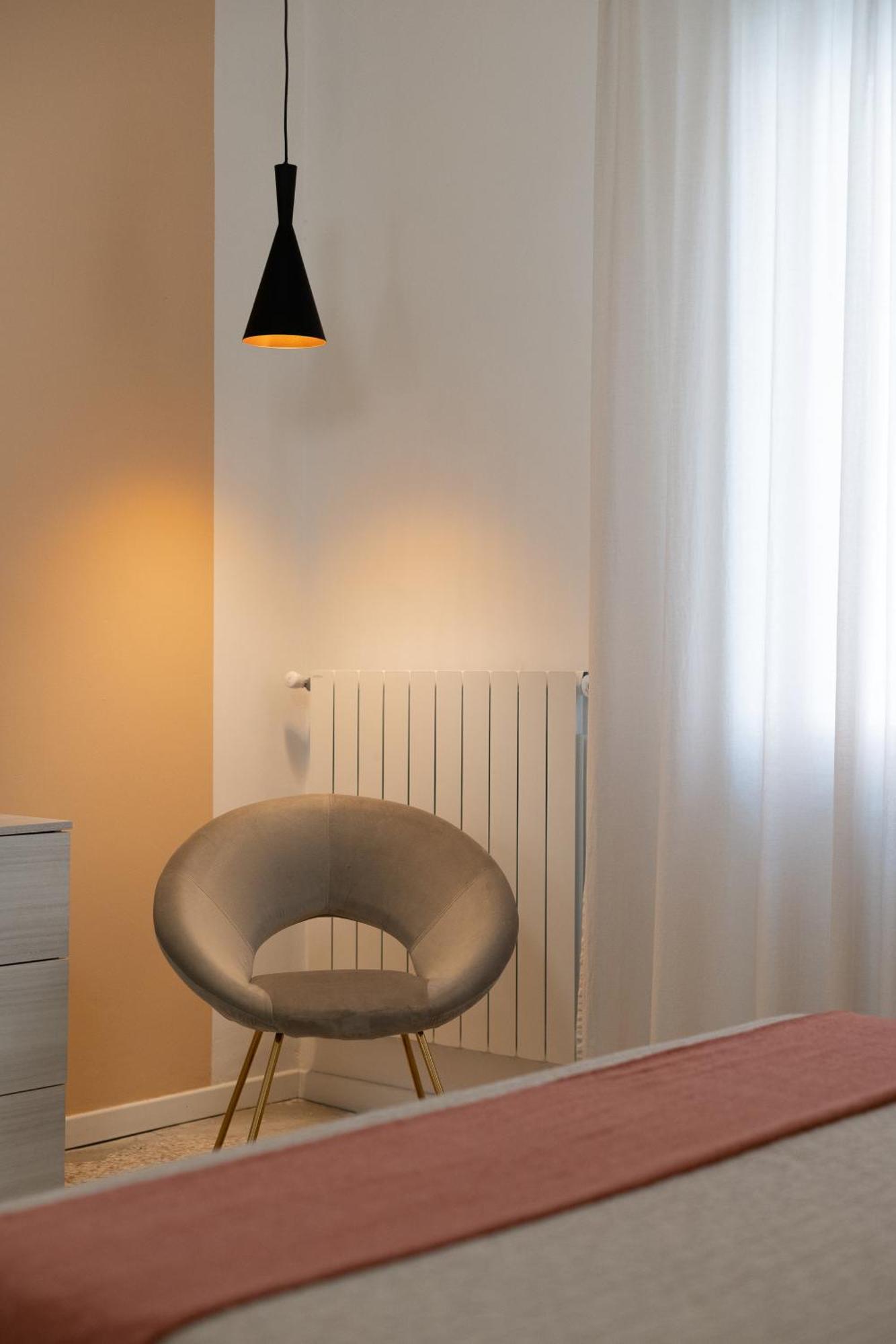 Casa Daura - Your Comfortable Apartment In Bologna - Parking Zewnętrze zdjęcie